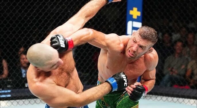 DRICUS DU PLESSIS DOMINATES SEAN STRICKLAND TO DEFEND HIS UFC MIDDLEWEIGHT TITLE