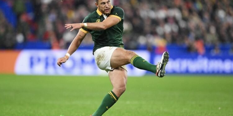 HANDRÉ POLLARD SET TO BECOME RUGBY’S HIGHEST-PAID PLAYER