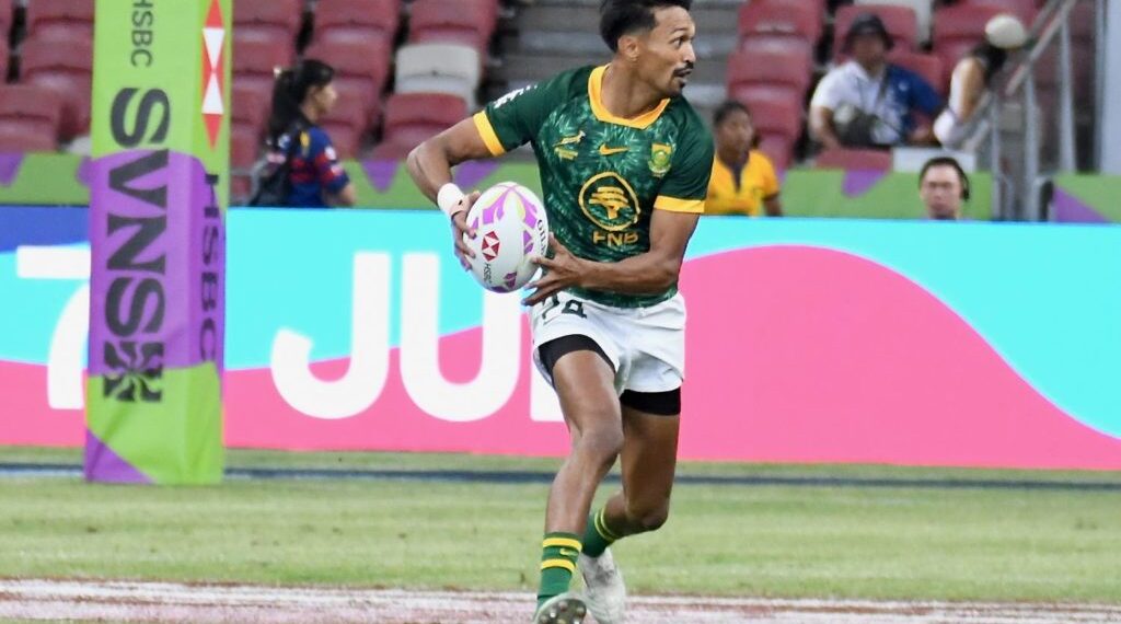 Tristan Leyds celebrates being named HSBC SVNS Men’s Player of the Year 2026 in the Springbok Sevens jersey