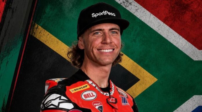 Dive Bomb Darryn - Darryn Binder Wins MotoAmerica Supersport Title