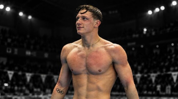 Pieter Coetzé after breaking the 50m backstroke world record at the World Aquatics Swimming World Cup